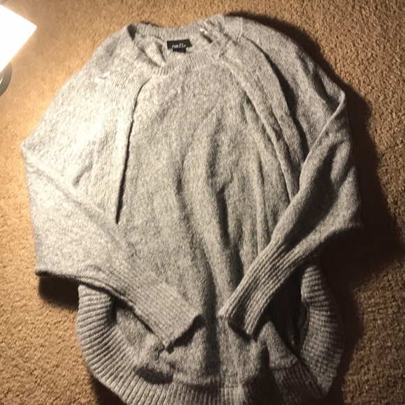 A rue 21 dress shirt - Picture 2 of 2